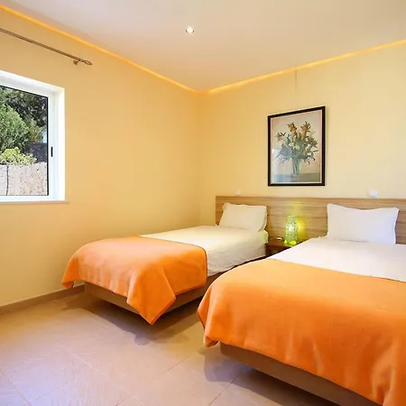 Country house Quinta Dos Vales Wine Estate