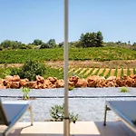 Quinta Dos Vales Wine Estate Лагоа