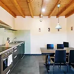 Летний дом Quinta Dos Vales Wine Estate