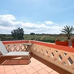 Летний дом Quinta Dos Vales Wine Estate *