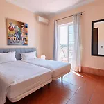 Quinta Dos Vales Wine Estate בית כפרי לגואה