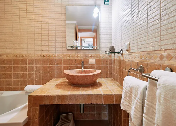 Quinta Dos Vales Wine Estate