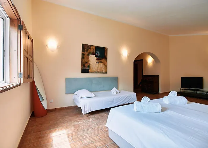 Landhuis Quinta Dos Vales Wine Estate *